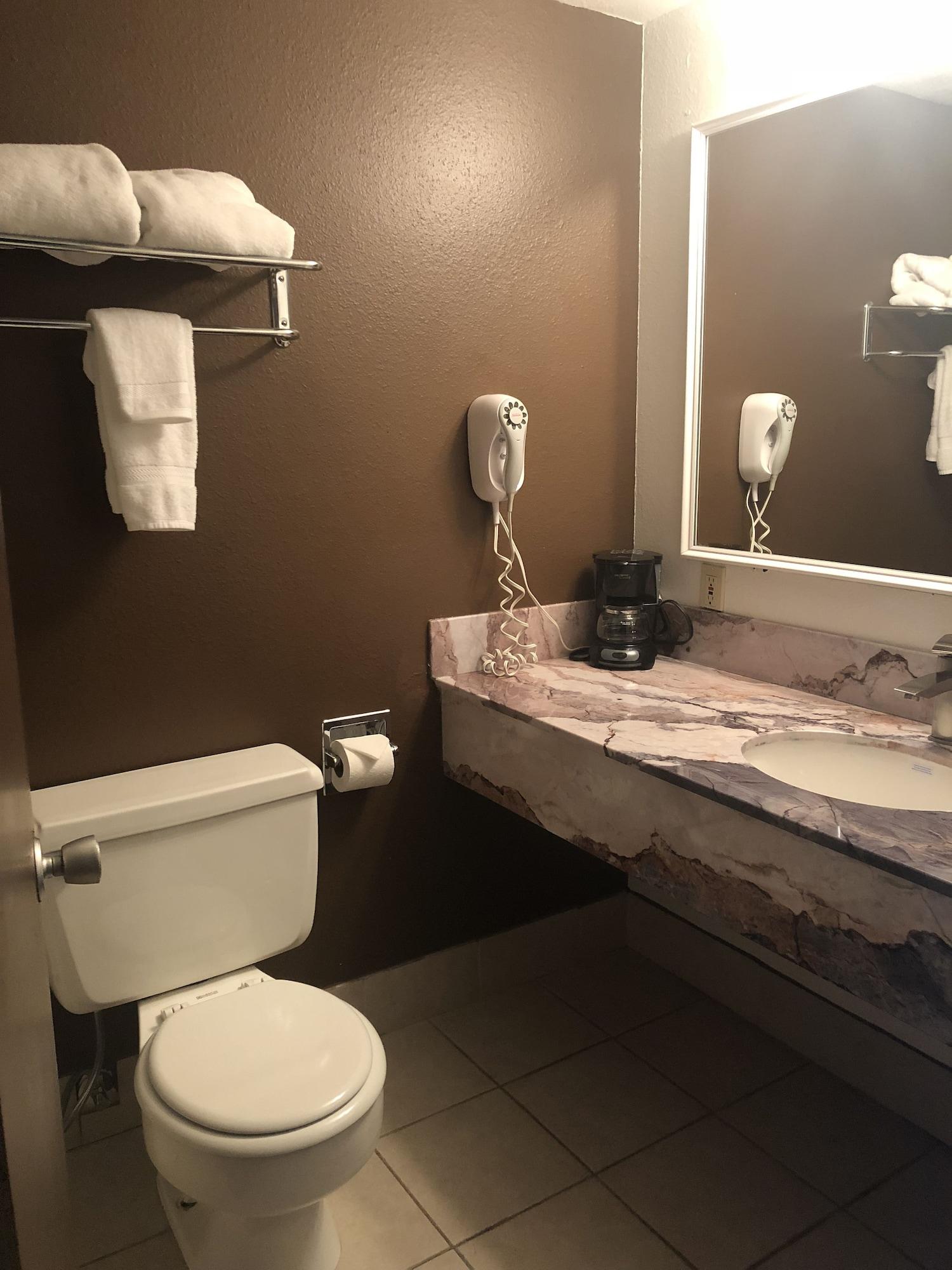 Fairbridge Inn & Suites - Lewiston Bagian luar foto
