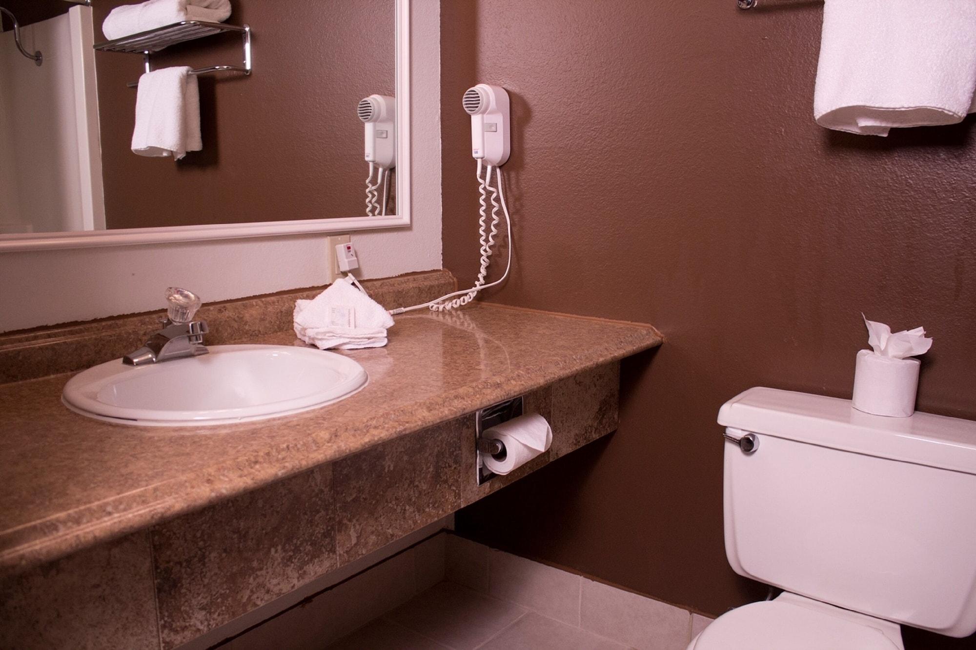 Fairbridge Inn & Suites - Lewiston Bagian luar foto