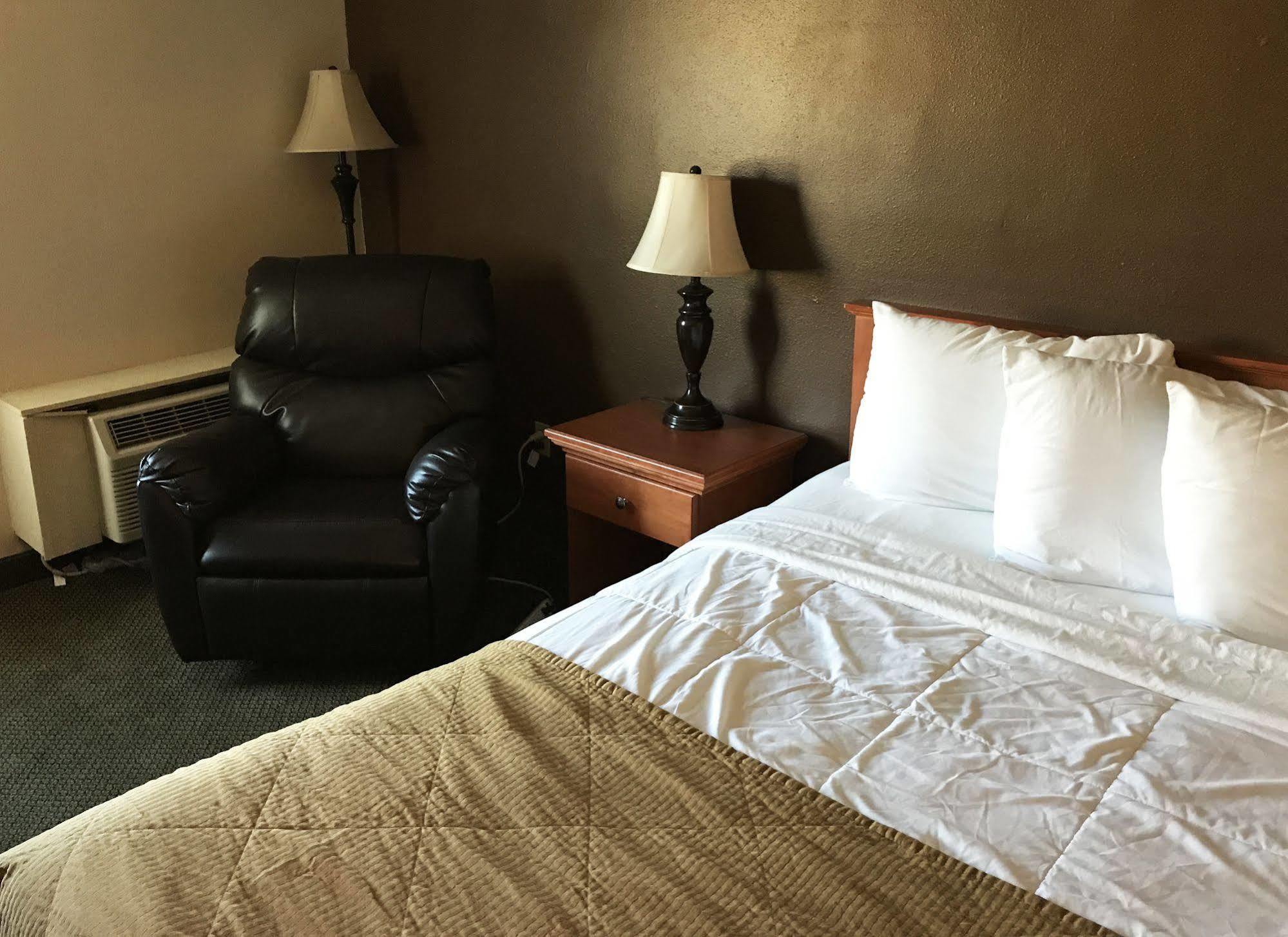 Fairbridge Inn & Suites - Lewiston Bagian luar foto